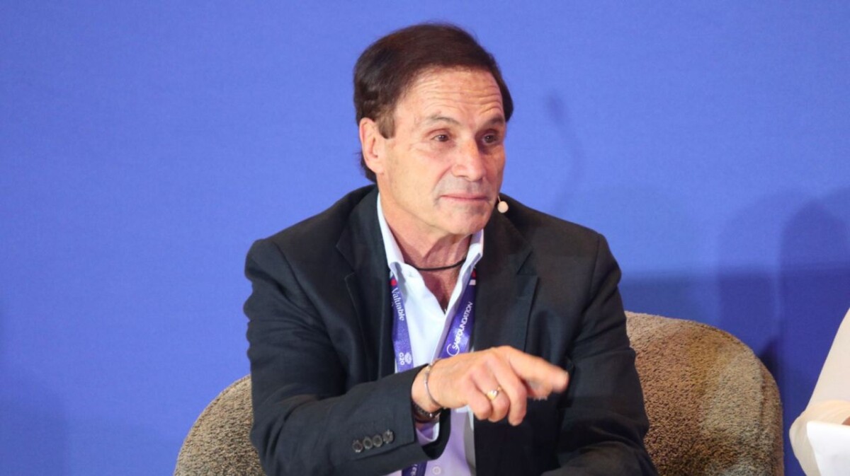 Marc Lubner: Group CEO of Afrika Tikkun stressing a point at the Valuable 500 Africa Summit