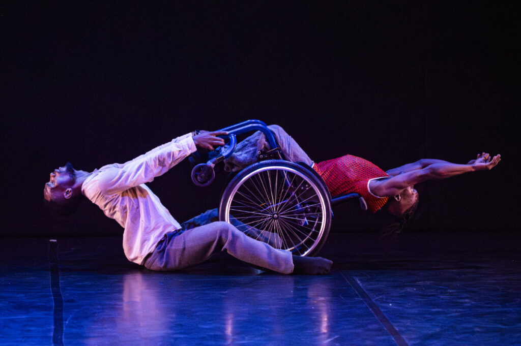Moving into Dance: Dancers Sbusiso & Tebogo